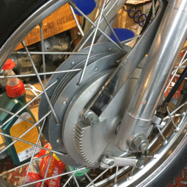restauro cerchi a raggi benelli 250